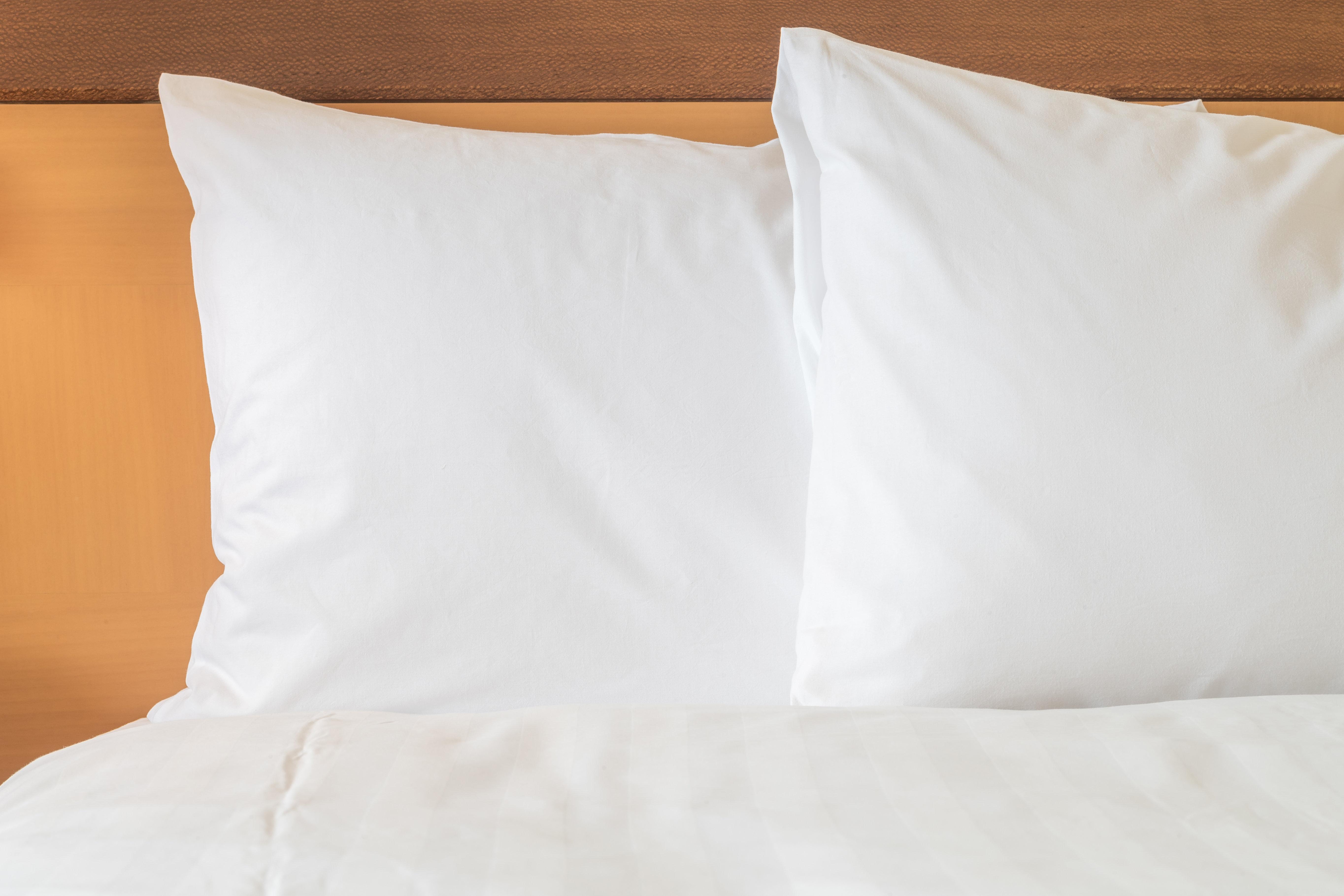 Holiday Inn Express Hotel & Suites Woodbridge By Ihg Esterno foto
